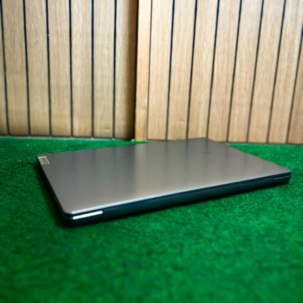 LENOVO IdeaPad Slim 3 15AMN8 15.6 inch - In Nette Staa, Lenovo, Zo goed als nieuw, Support@lenovo.com, Lenovo Group Limited
1009 Think Place
Morrisville, NC 27560
USA