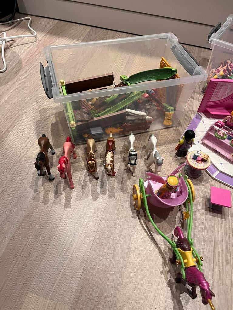 Grote playmobile set., Kinderen en Baby's, Speelgoed | Playmobil, Ophalen of Verzenden, Zo goed als nieuw