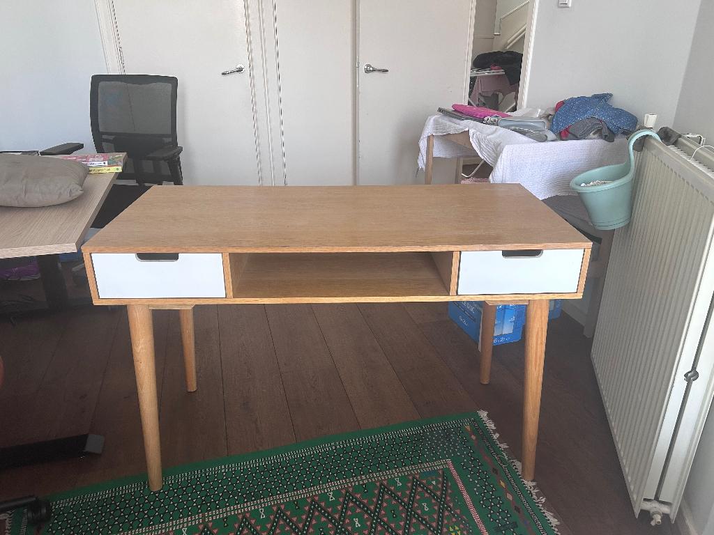Desk, Ophalen, Gebruikt