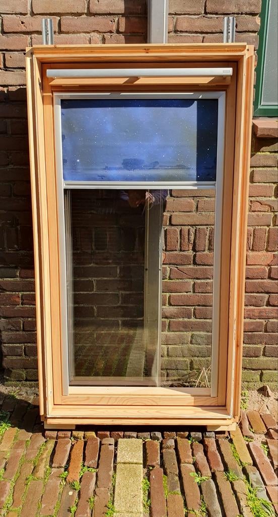 Velux GGL M08, Raamkozijn, 75 tot 150 cm, Hout, Ophalen