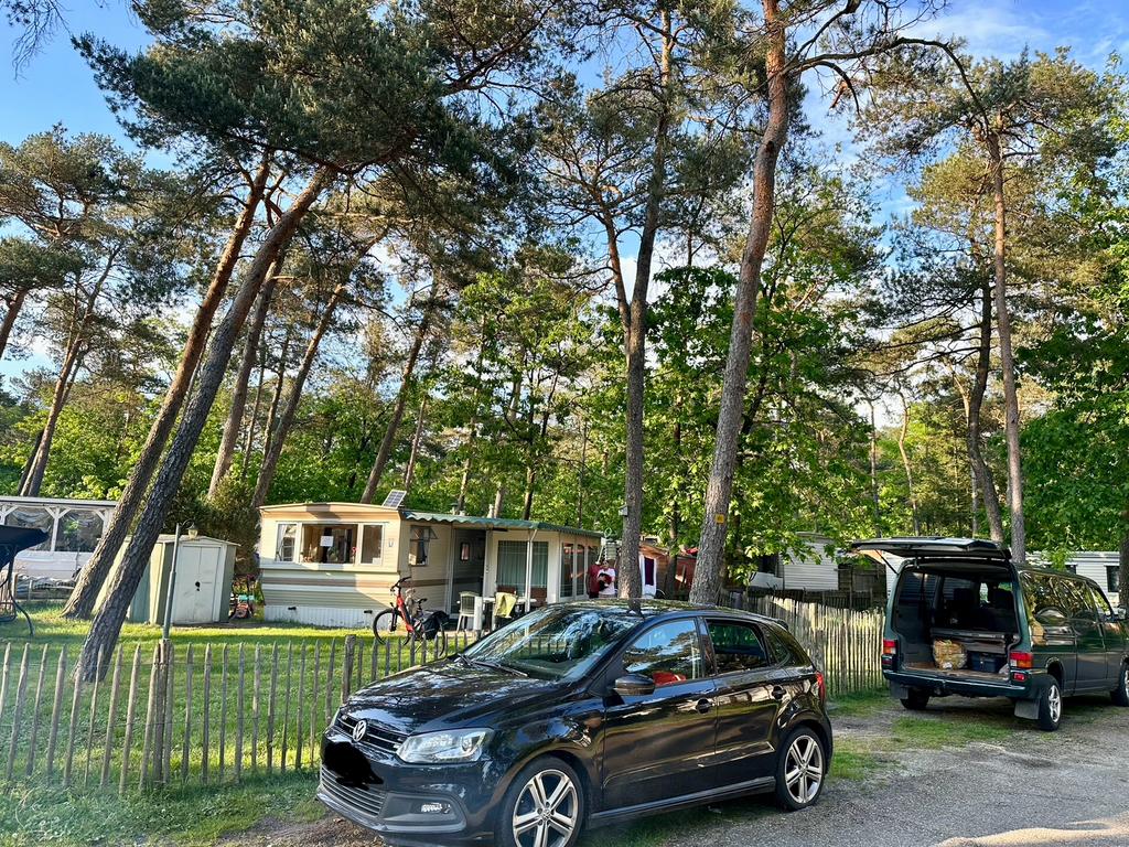 Te koop: ruime caravan met voortent en extra voorzieningen, Drie personen of meer, Ticket of Toegangskaart