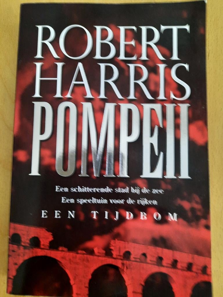 Robert Harris - Pompeii, Boeken, Ophalen of Verzenden, Zo goed als nieuw, Robert Harris