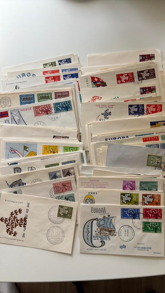 1e dag enveloppen met Europazegels, 123x, Ophalen of Verzenden, Europa