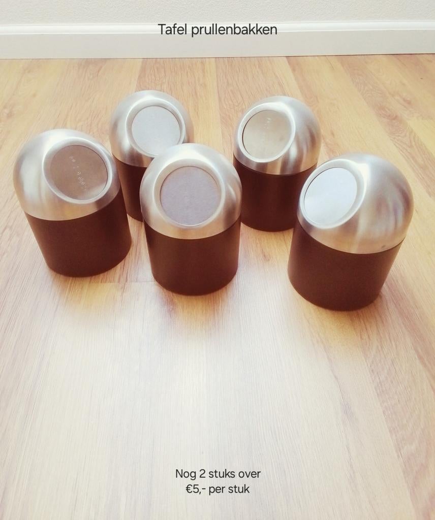 Tafel prullenbakjes enz, Huis en Inrichting, Keuken | Servies, Overige materialen, Gebruikt, Overige typen, Ophalen of Verzenden