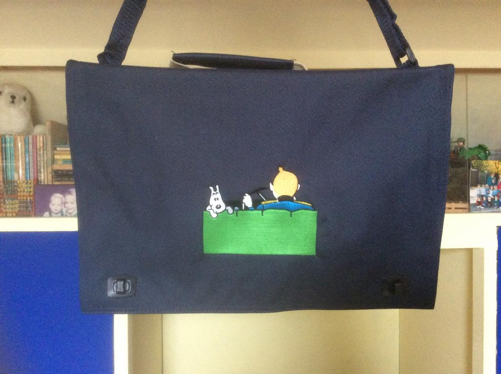 Kuifje en Bobbie school hand/schoudertas,nieuw,38x26 cm., Ophalen of Verzenden, Kuifje, Nieuw, Gebruiksvoorwerp