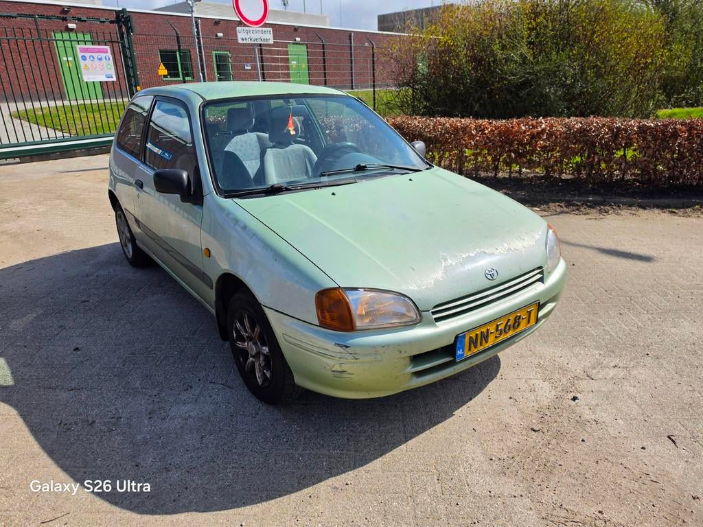 Toyota Starlet 1.3-16V ELEKTRISCHE PAKKET TREKHAAK INRUILKOO, 15 km/l, Gebruikt, 4 cilinders, Starlet