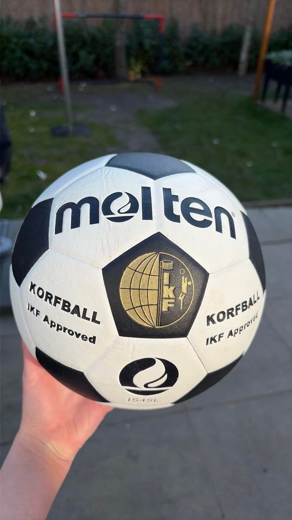 Korfbal Molten zgan, Ophalen of Verzenden, Zo goed als nieuw, Bal