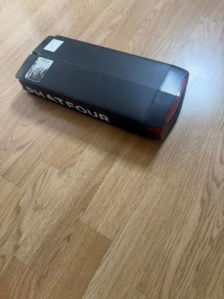 PHATFOUR ACCU, Ophalen, Gebruikt