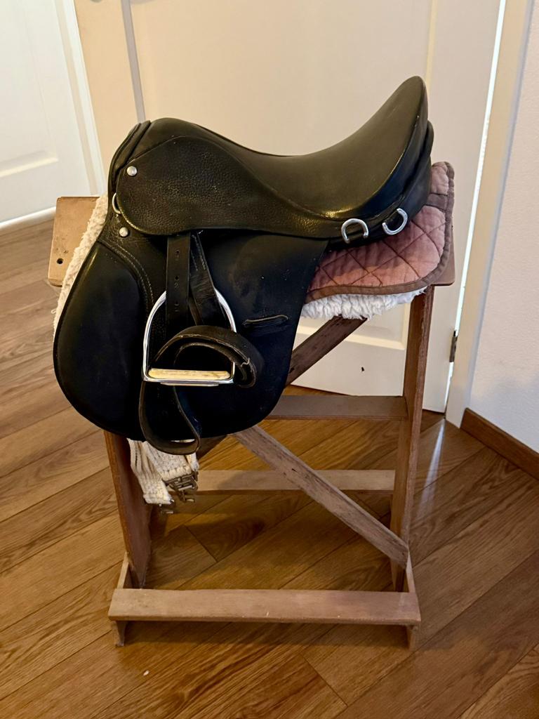 Kadet zadel, Ophalen, Gebruikt