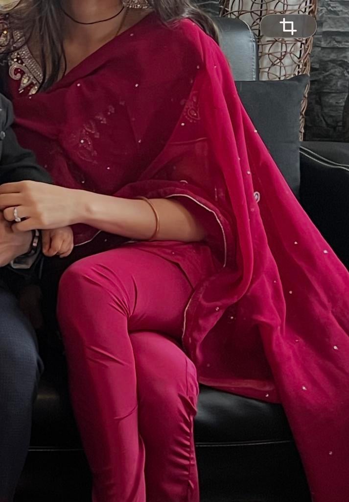 Mooi indiase kleding (suit ), Overige typen, Ophalen of Verzenden, Zo goed als nieuw, Maat 36 (S)