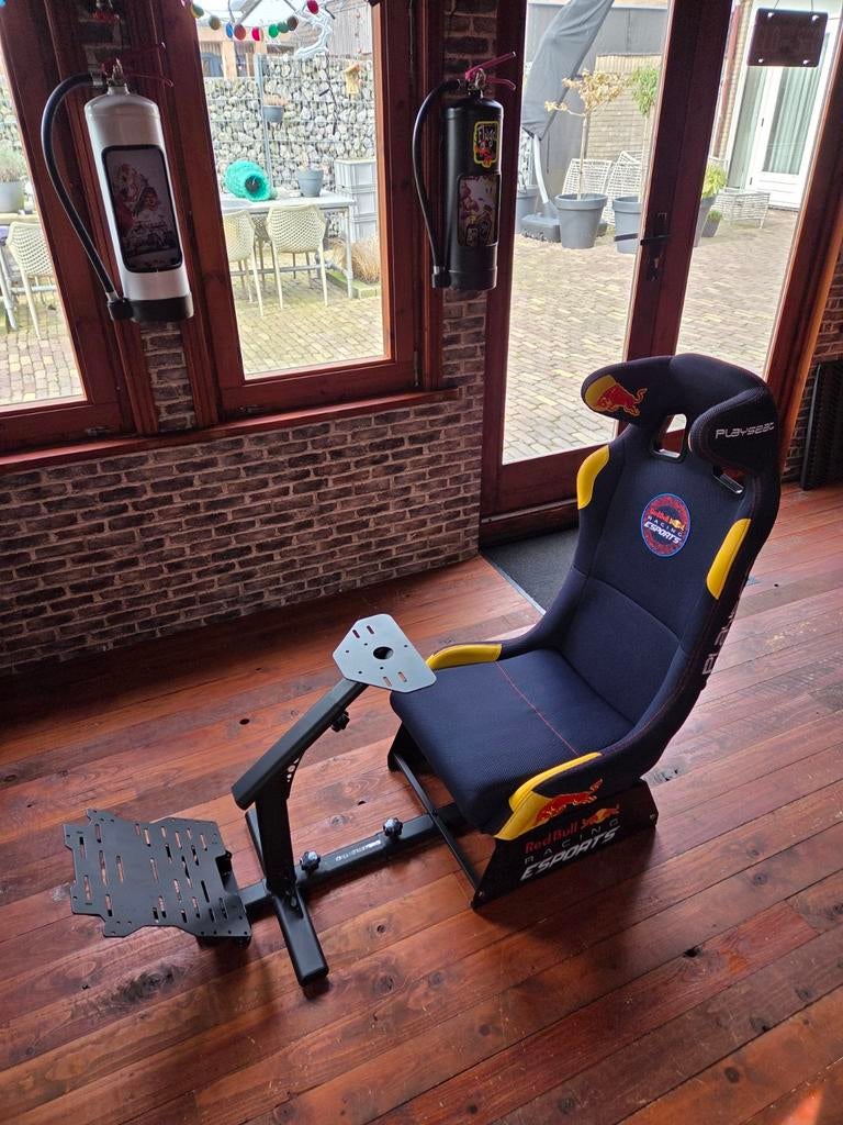 Playseat Red Bull, Ophalen of Verzenden, Zo goed als nieuw, Playseat of Racestoel