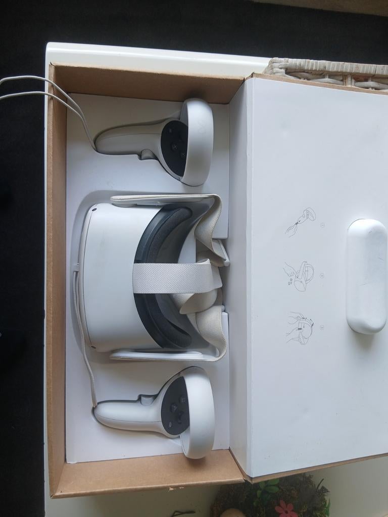 Meta Quest 2 VR bril 128 GB met controllers en doos, Ophalen