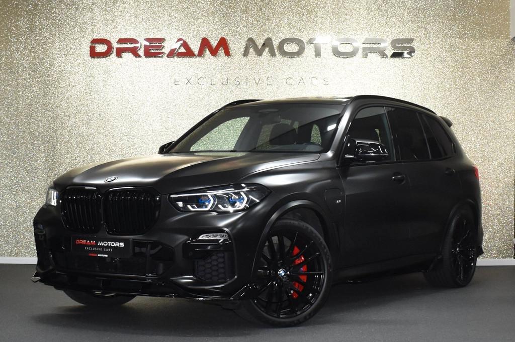 BMW X5 45e M-Sport xDrive 394pk | AKRAPOVIC | SKY LOUNGE | M, Auto's, Automaat, Gebruikt, X5, 394 pk