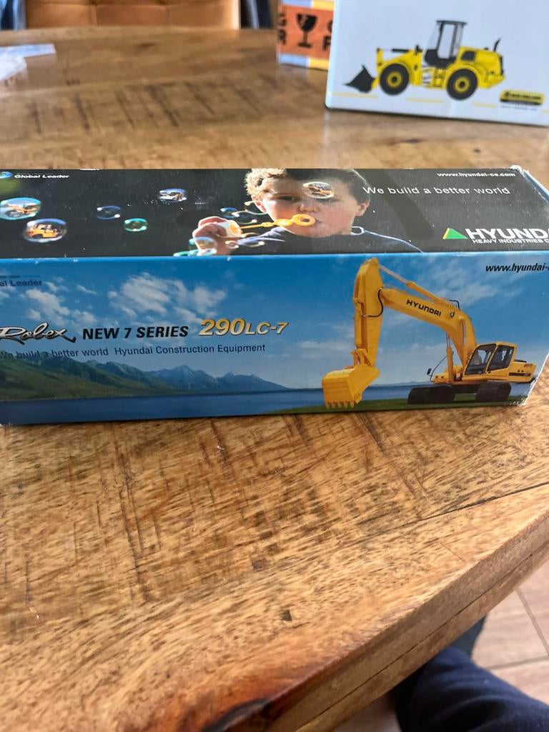 Graafmachine hyunday 290LC-7, Ophalen of Verzenden, Nieuw, Hijskraan, Tractor of Landbouw, Overige merken