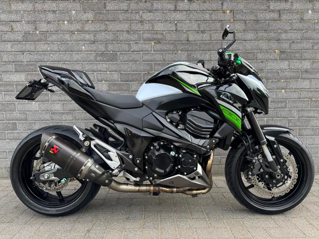 Kawasaki Z800 2016 z 800 AKRAPOVIC!!, Motoren, Motoren | Kawasaki, Occasion, 4 cilinders, Particulier, Sportuitlaat