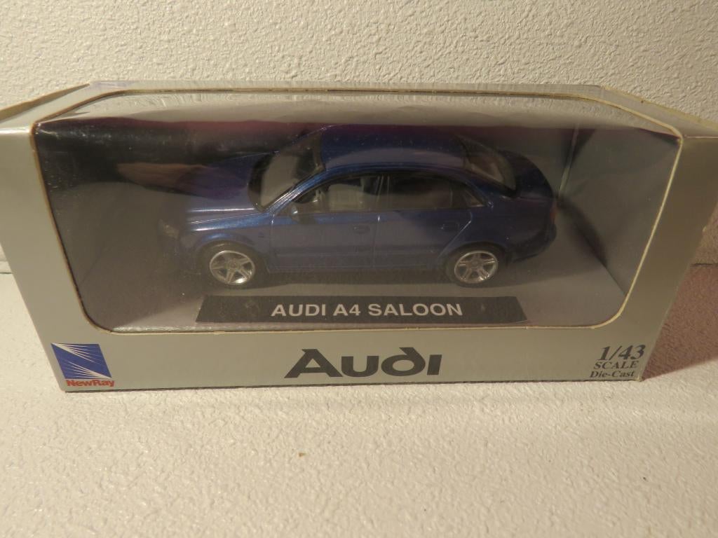 New Ray Audi A4 saloon, Hobby en Vrije tijd, Modelauto's | 1:43, Ophalen of Verzenden, Zo goed als nieuw, Auto