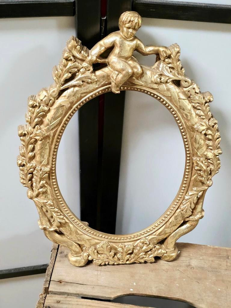 9874: Antique Golden Mirror Frame with Cupid - Baroque Style, Gebruikt, 50 tot 75 cm, Ophalen of Verzenden, 50 tot 75 cm