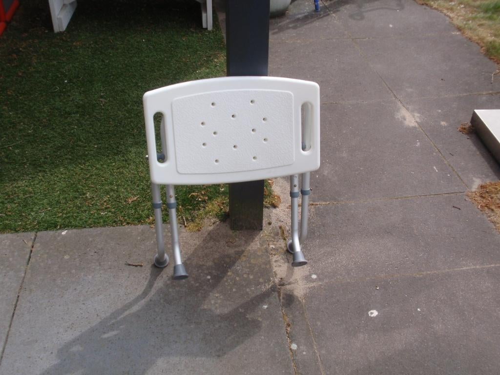 inklapbaar douche zitje, Verzenden, Gebruikt