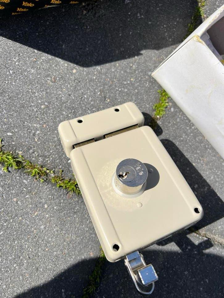 Yale Blokslot - nieuw 635 50, Ophalen of Verzenden, Nieuw, Overige materialen, Slot