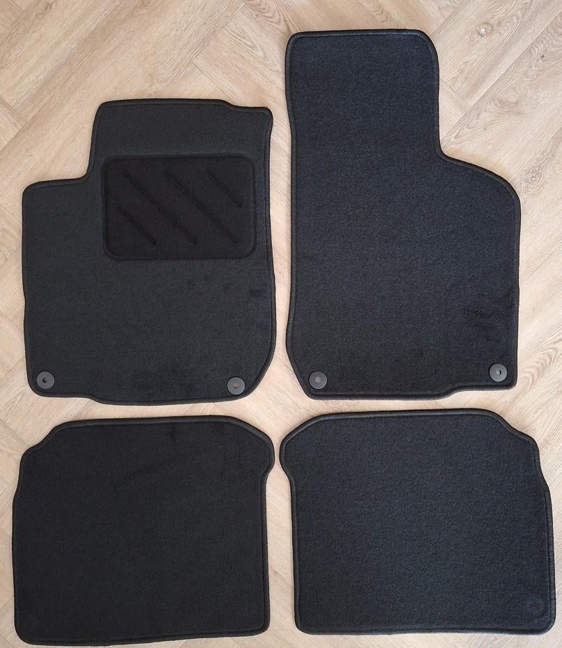 Automatten Volkswagen Golf 4 1998-2001 Ronde gaten, Ophalen of Verzenden, Nieuw