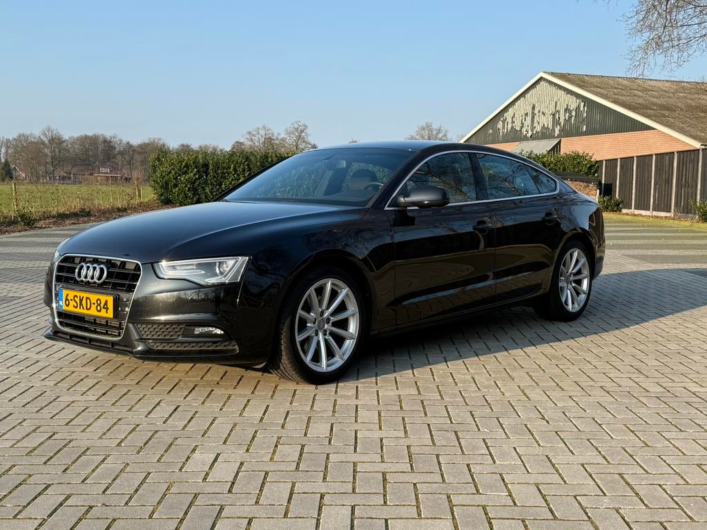 Audi A5 1.8 Tfsi 125KW Sportback 2013 Zwart, Auto's, Voorwielaandrijving, 4 cilinders, 1465 kg, Zwart