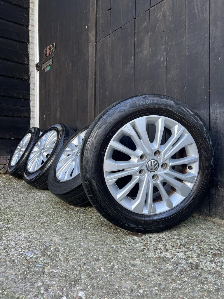 Originele Volkswagen Transporter T6 velgen 17" 5x120 Aracaju, Auto-onderdelen, Banden en Velgen, Banden en Velgen, Zomerbanden