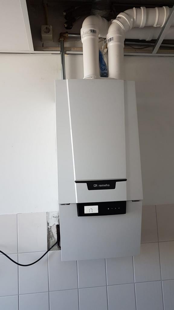 Gecertificeerd Cv- monteur/verwarming/loodgieter, 0643277793, Diensten en Vakmensen, Loodgieters en Installateurs, Installatie