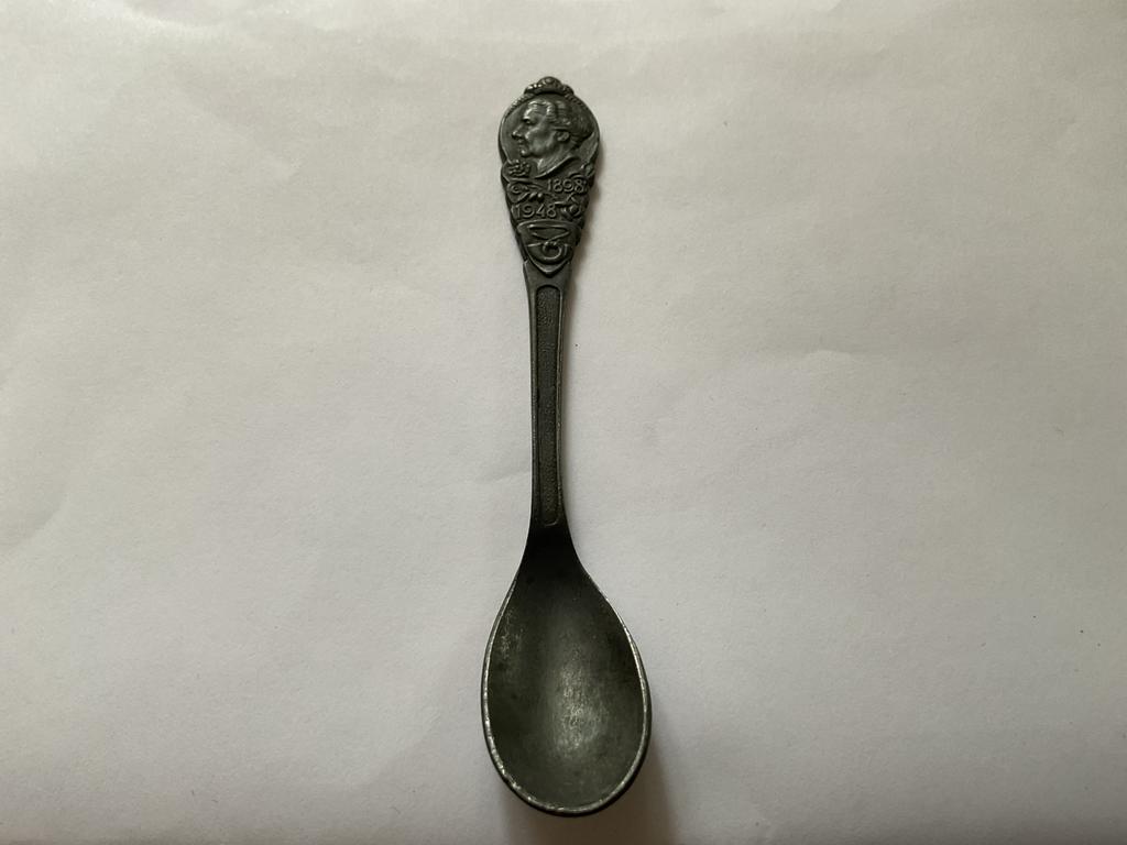 Lepeltje Wilhelmina, Verzamelen, Ophalen of Verzenden, Nederland, Servies