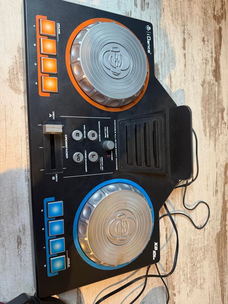 Kinder DJ set - iDance XD101, Muziek en Instrumenten, Dj-sets en Draaitafels, Ophalen of Verzenden, Gebruikt, Dj-set, Overige merken