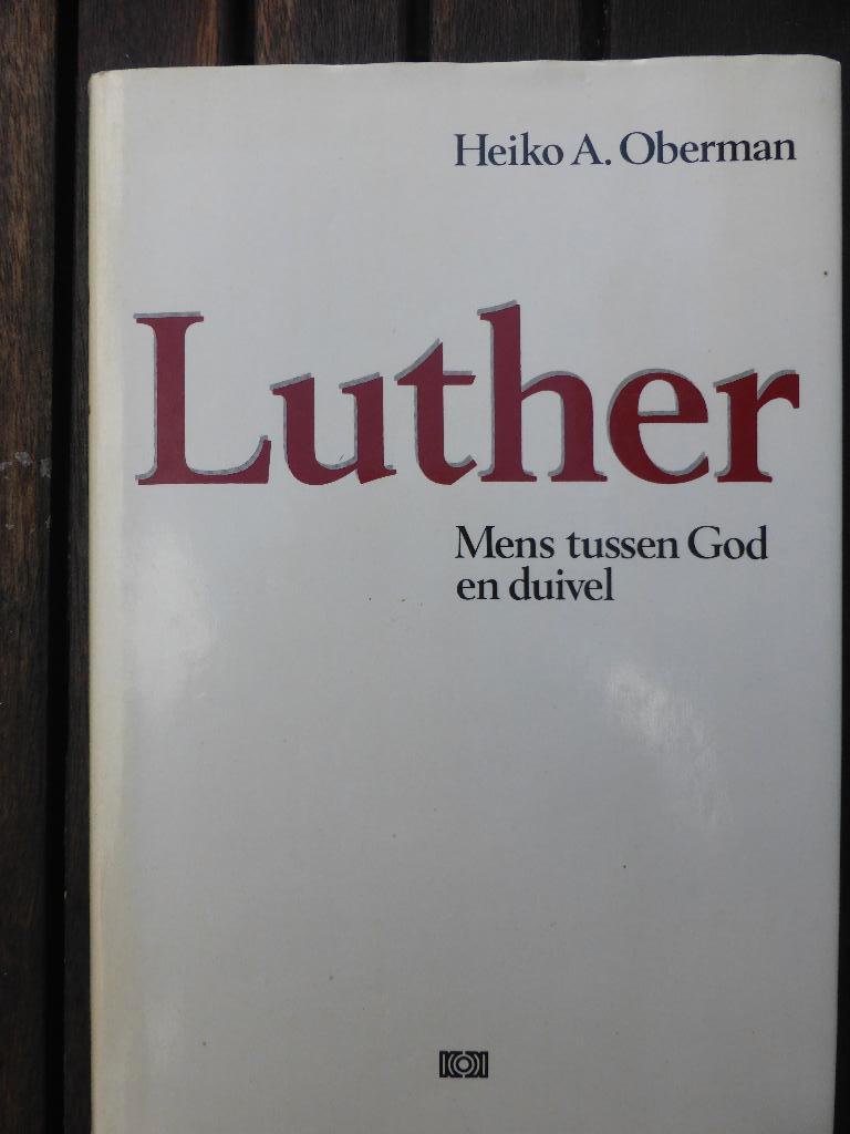 Luther - Mens tussen God en duivel, Boeken, Ophalen of Verzenden, Gelezen