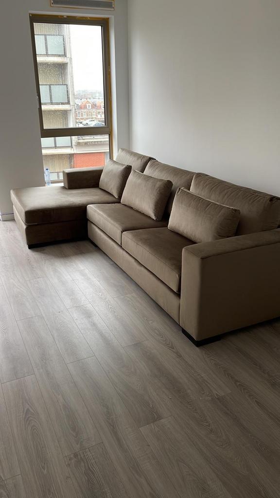 Loungebank Moet ZSM weg Zo goed als nieuw!, Huis en Inrichting, Banken | Bankstellen, 125 tot 150 cm, Hoekbank, 300 cm of meer