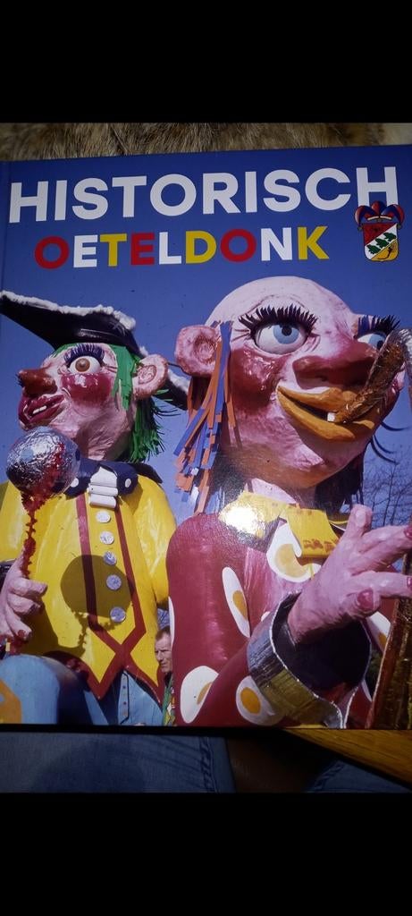 Carnavalsboek 2025 helemaal vol, Verzamelen, Albert Heijn, Ophalen