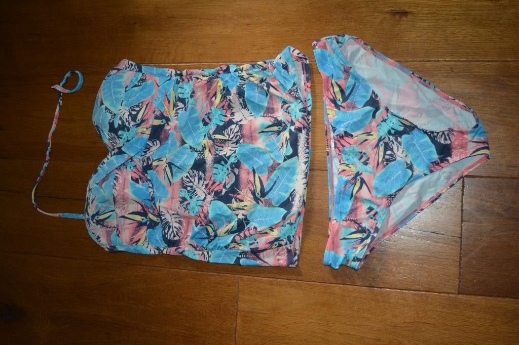 Livera, leuke tankini met vrolijk patroon, mt 40B/C, Blauw, Ophalen of Verzenden, Zo goed als nieuw, Bikini