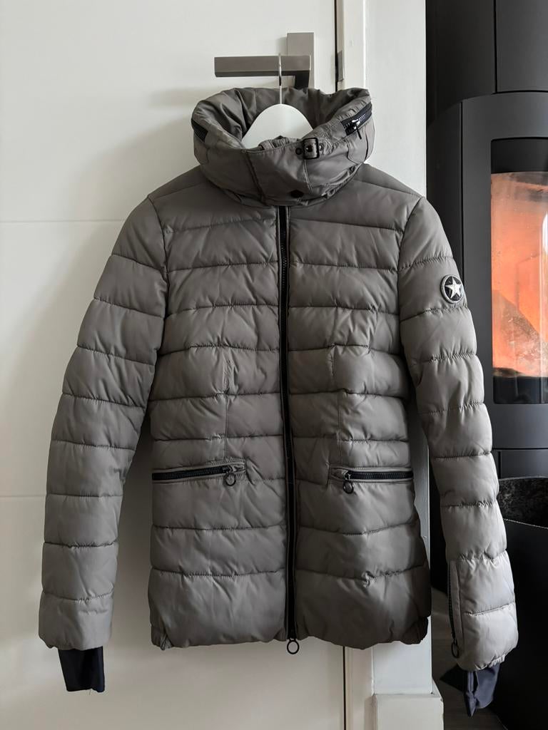 Ski jas Air Force, Overige merken, 100 tot 140 cm, Ophalen of Verzenden, Zo goed als nieuw