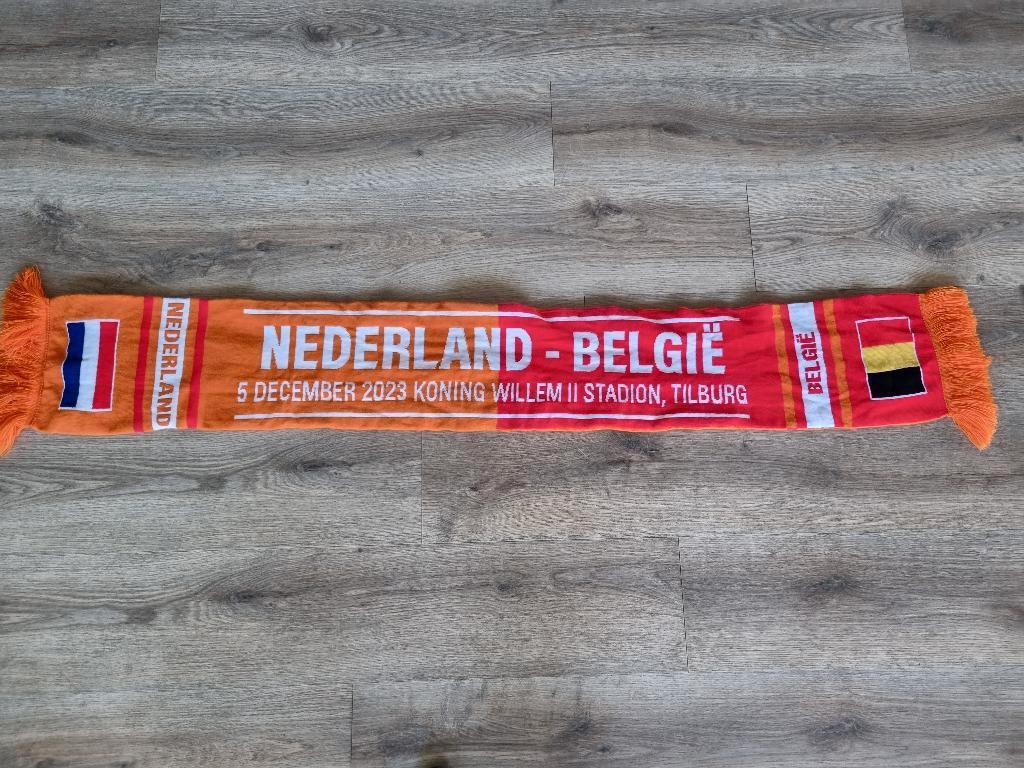 Sjaal Nederland - Begie 5 december 2023, Ophalen of Verzenden, Zo goed als nieuw, Overige binnenlandse clubs, Vaantje of Sjaal