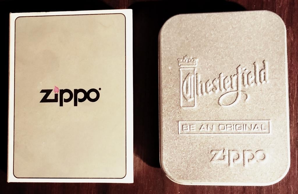 Zippo aansteker Chesterfield-collectors item-met certificaat, Ophalen of Verzenden, Nieuw, Aansteker