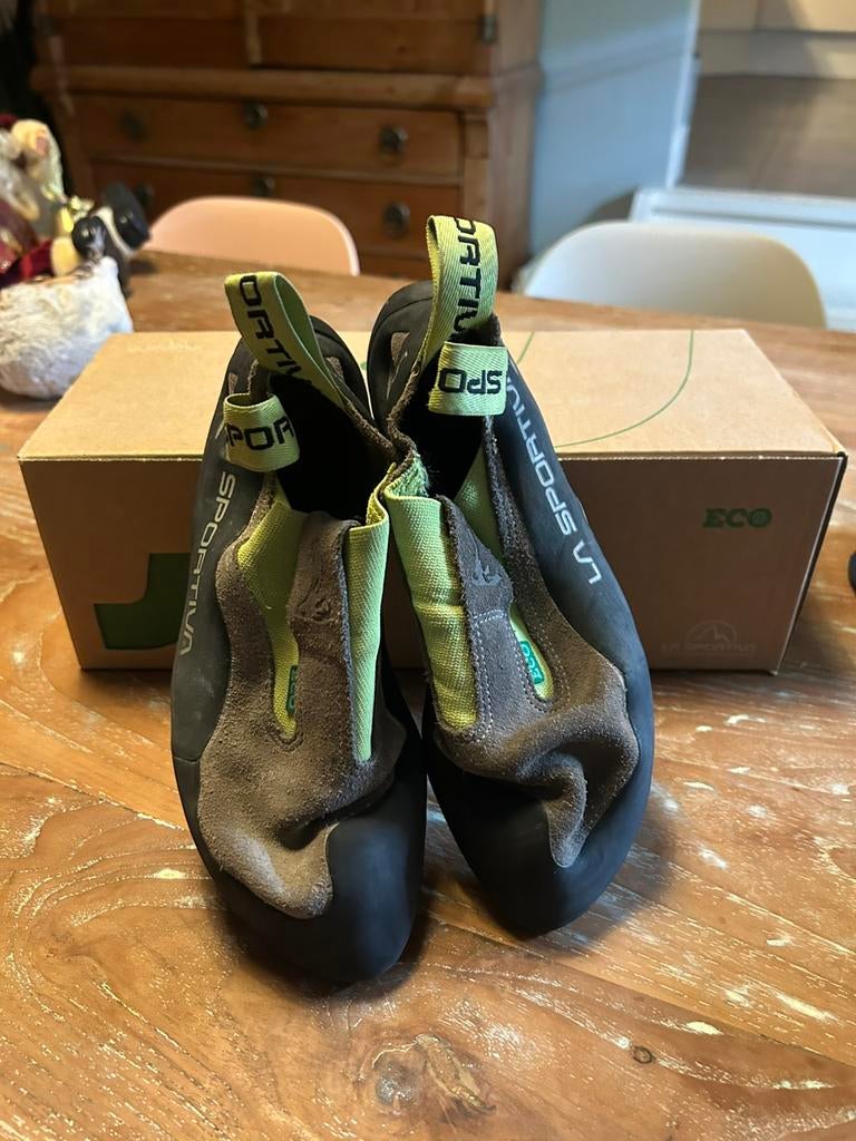 La Sportiva Cobra Eco Falcon mt 38, Ophalen of Verzenden, Zo goed als nieuw, Klimsportschoenen