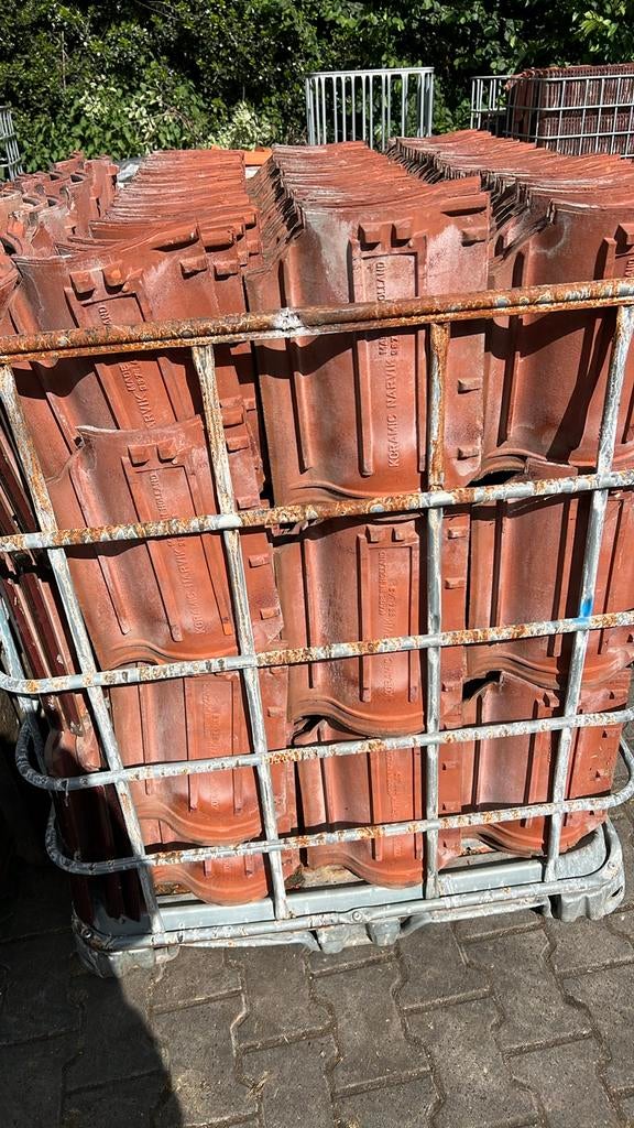 OVH dakpannen wijn rood wijnrood geglazuurd 3200 stuks, Ophalen, Steen of Klei, Zo goed als nieuw, 15 m² of meer