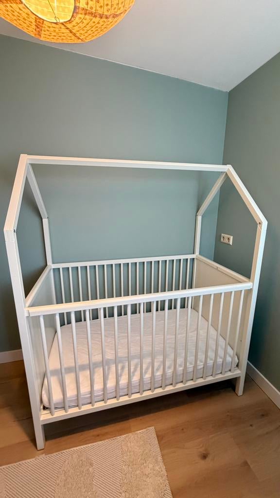 Stokke home ledikant (peuter)meegroei bed, Kinderen en Baby's, Babywiegjes en Ledikanten, Ophalen, Zo goed als nieuw, Ledikant