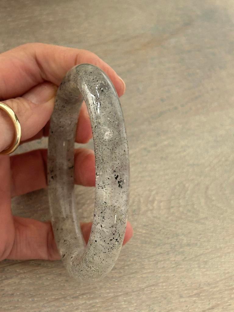 Zwarte aardbei kwarts bangle, Ophalen of Verzenden, Zo goed als nieuw, Zwart, Zilver