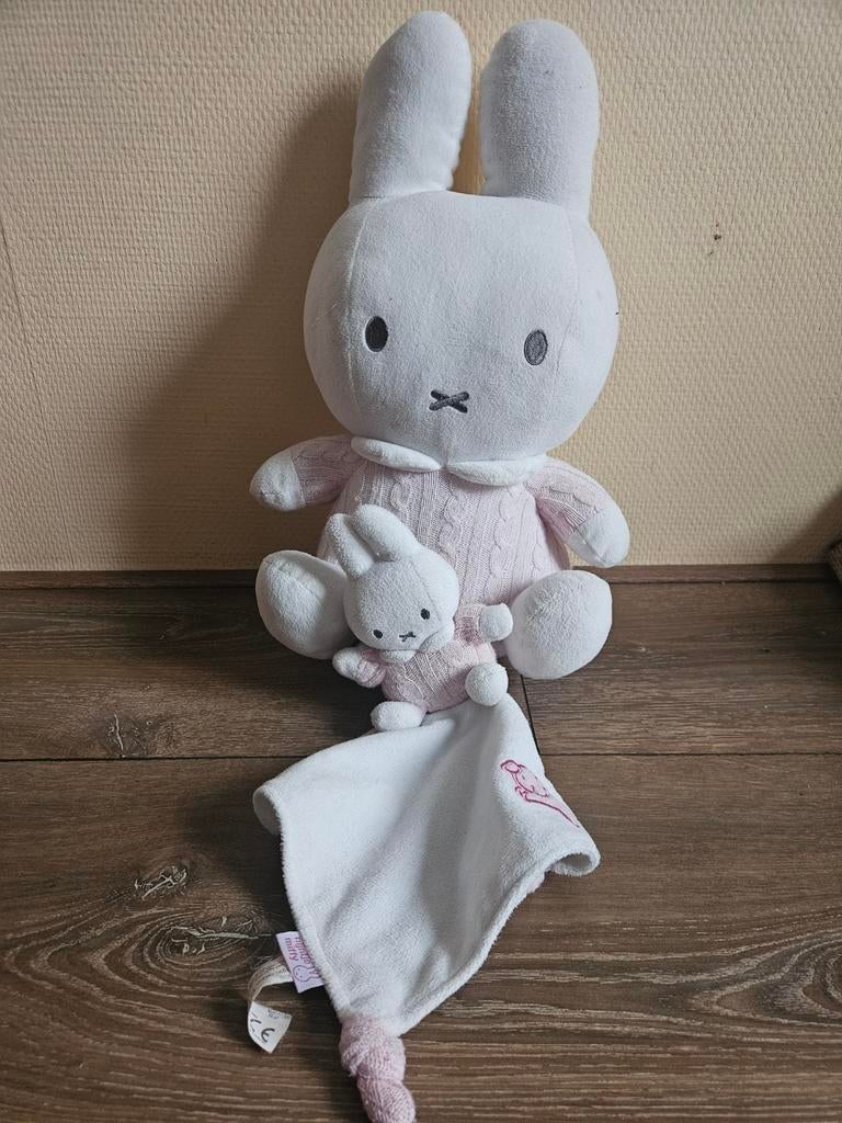 Nijntje Knuffel met Doekje, Ophalen, Zo goed als nieuw, Konijn