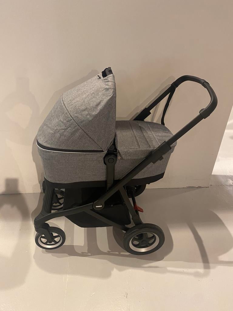 Thule Sleek 2 in 1 kinderwagen - Grey Melange, Ophalen, Zo goed als nieuw, Regenhoes