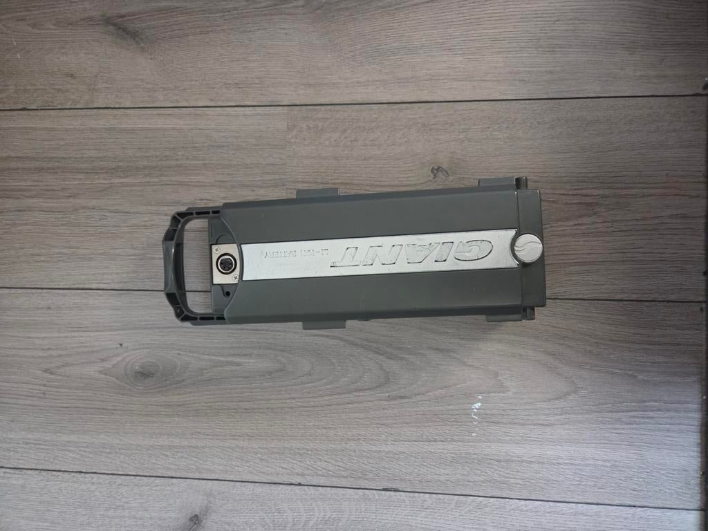 Giant Twist 26V gereviseerd met garantie, Fietsen en Brommers, Fietsaccessoires | Fietsaccu's, Zo goed als nieuw, Ophalen of Verzenden