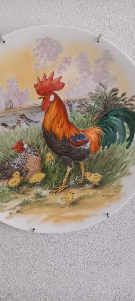 2x Bone China crown Stafford wandborden H. Arndt. kip haan, Ophalen of Verzenden