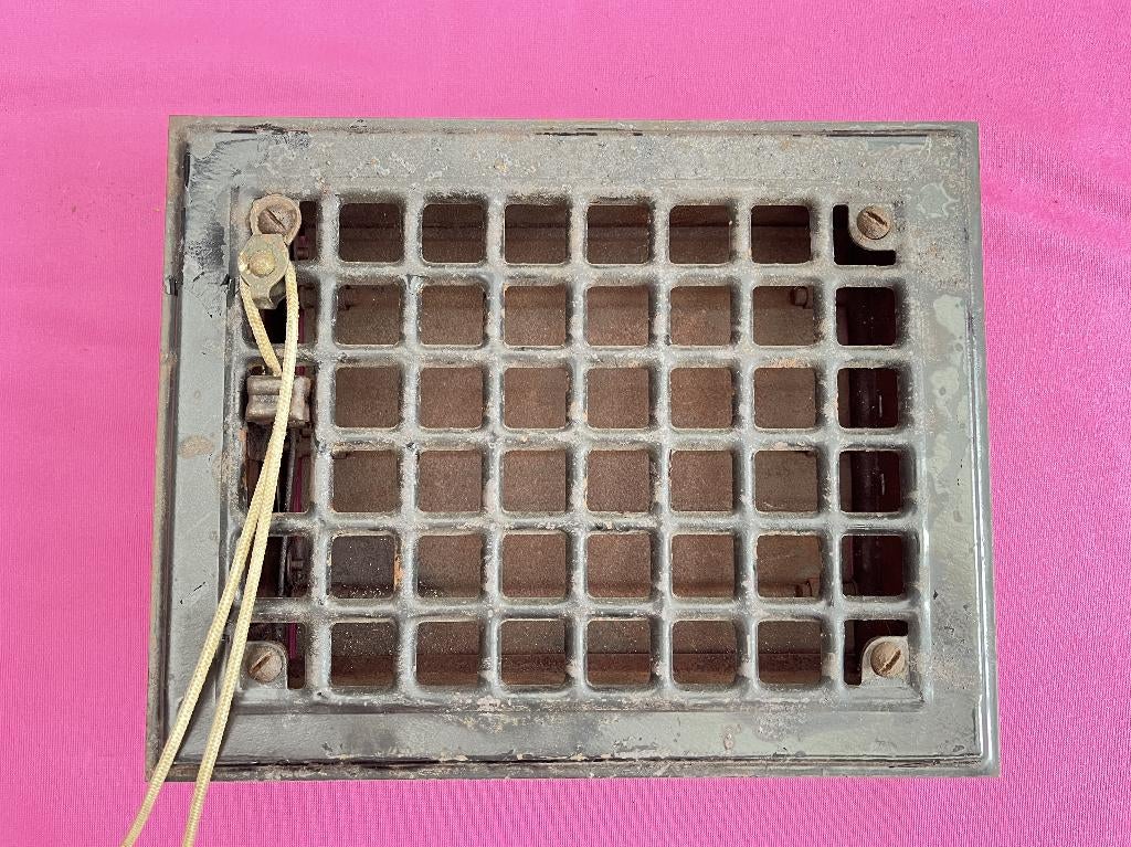 Oude gietijzeren ventilatie rooster, ontluchting roosters, Ophalen of Verzenden, Gebruikt