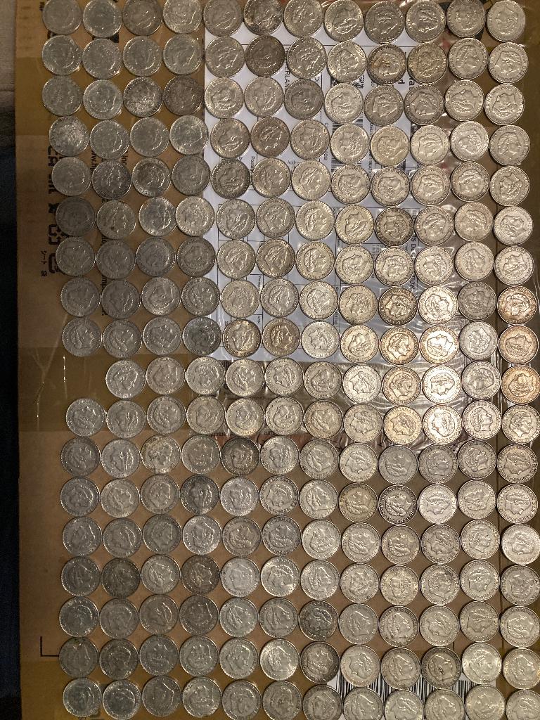 214 zilveren Juliana guldens 1 kilo netto, Postzegels en Munten, Munten | Nederland, 1 gulden, Koningin Juliana, Zilver, Verzenden