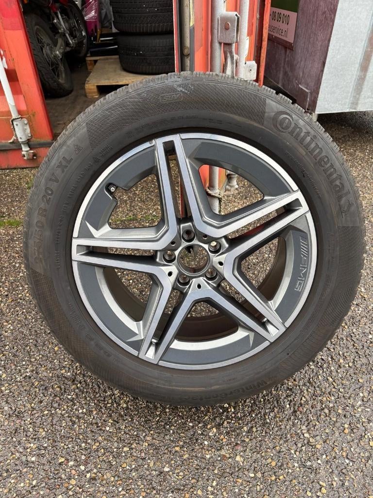 Orgineel Mercedes AMG winterbandenset, Auto-onderdelen, Banden en Velgen, Ophalen, Gebruikt, 275 mm, Winterbanden