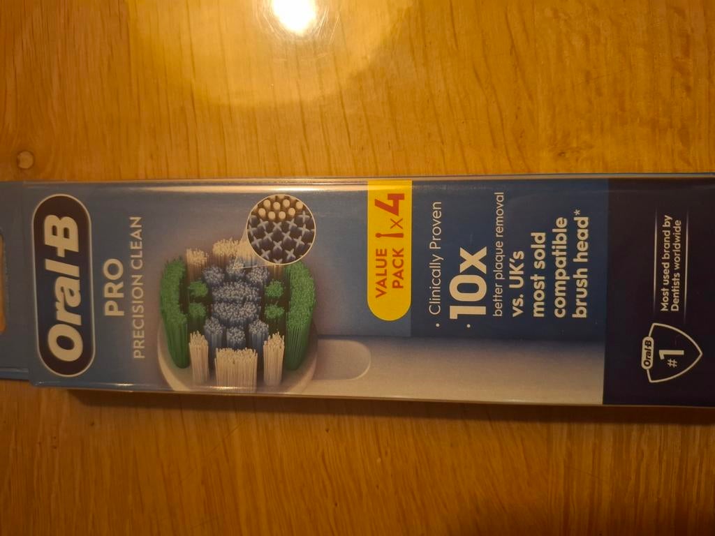 Oral B pro precision Clean x4, Ophalen of Verzenden, Nieuw, Tandenborstel