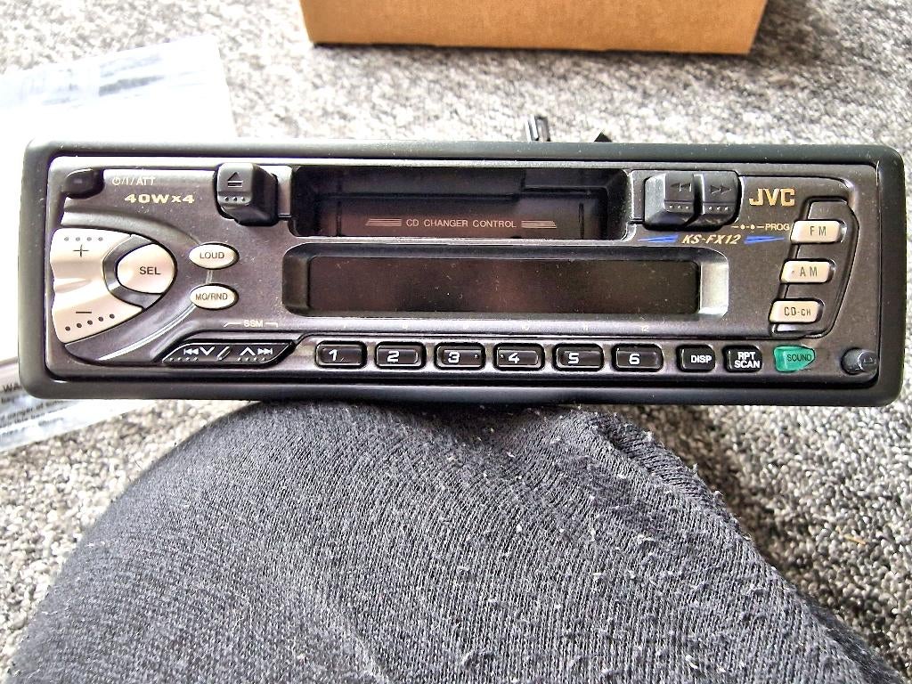 JVC KS-FX12 radio cassettespeler, Ophalen of Verzenden, Zo goed als nieuw, Radio