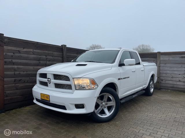 Dodge Ram 1500 4X4 5.7 V8 4x4 Crew Cab 5'7 LPG-CuiseC-Stoelv, Automaat, Euro 5, 2534 kg, Gebruikt